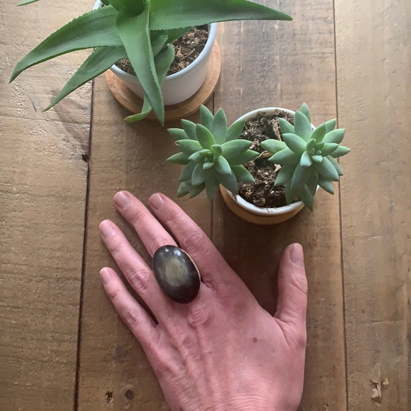 Jewelry - Ring, genuine bone, size 6.5